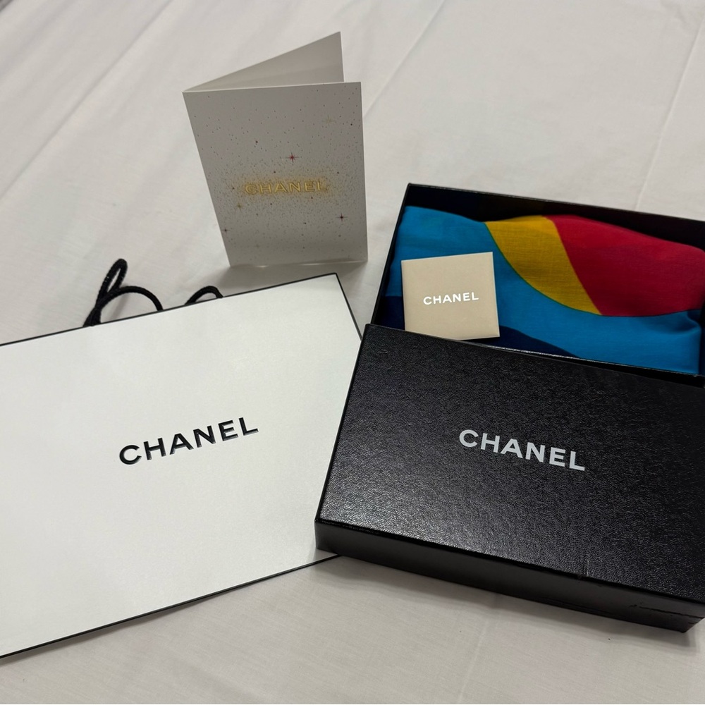 Chanel Striped Blue and Black oversized scarf, 100% cotton - Picture 8 of 9